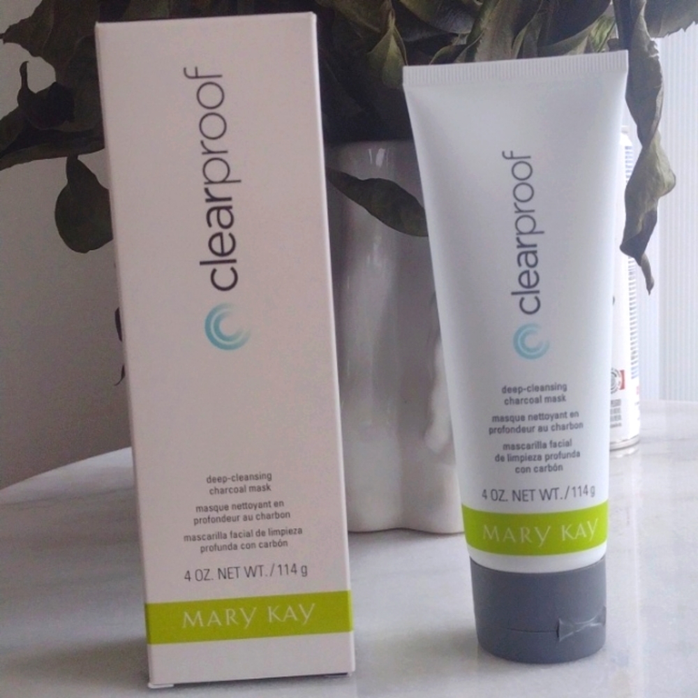 Mary Kay Deep-cleansing charcoal mask